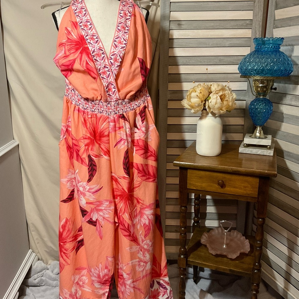 VENUS Peach and Pink Floral Pantsuit